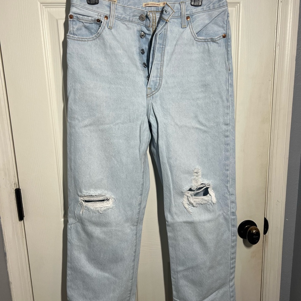Levi’s Light Blue Distressed Jeans
